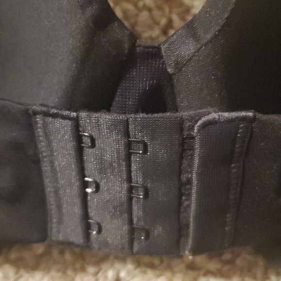 𝅺HANES Black Smooth Cup Underwire Bra Sz 2XL - Picture 4 of 5